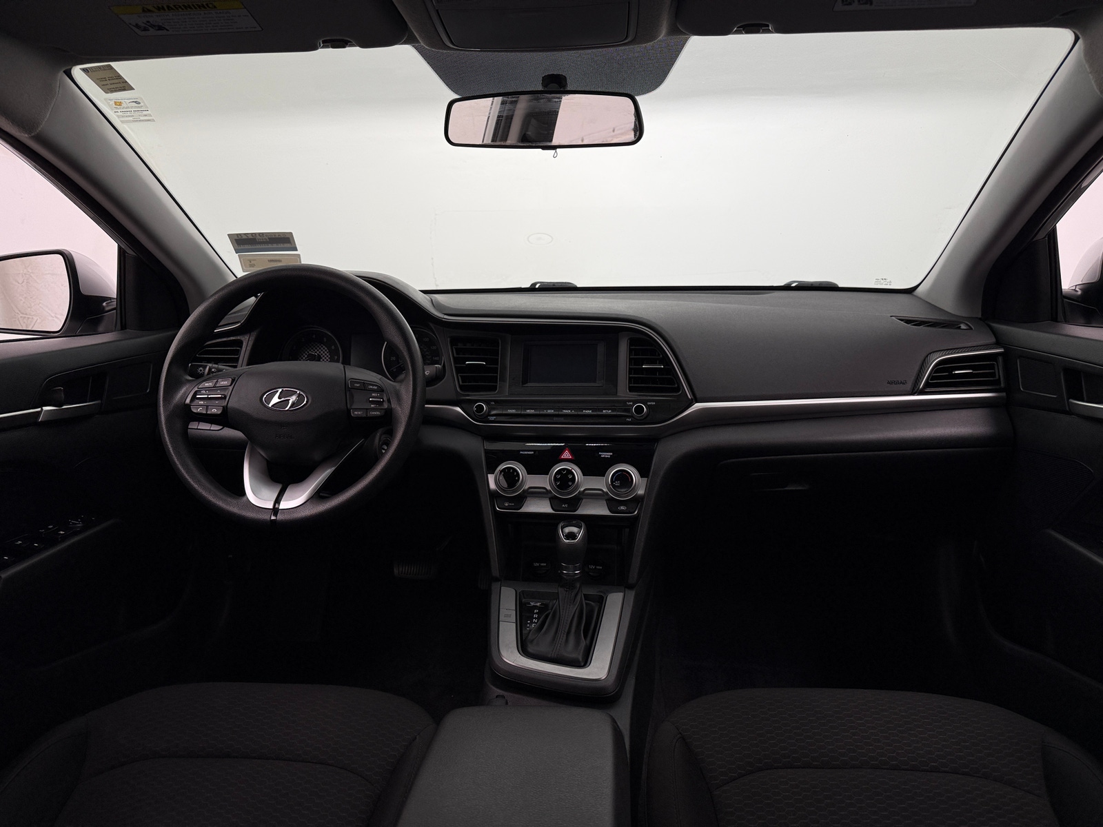 Thumbnail: 2019 Hyundai Elantra - 3