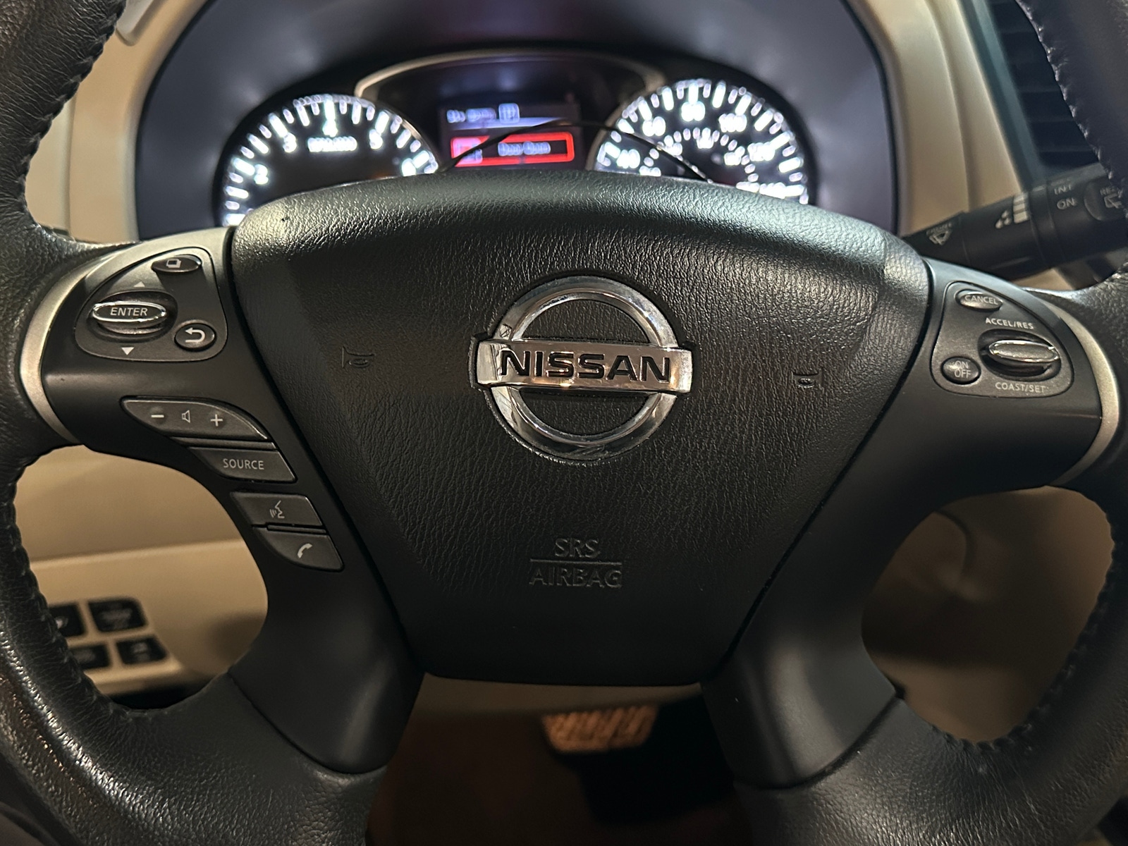 Thumbnail: 2016 Nissan Pathfinder - 5