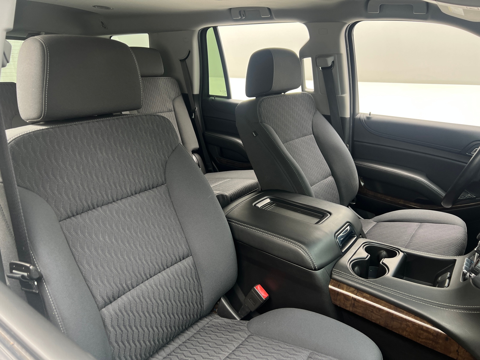 Thumbnail: 2019 Chevrolet Tahoe - 2