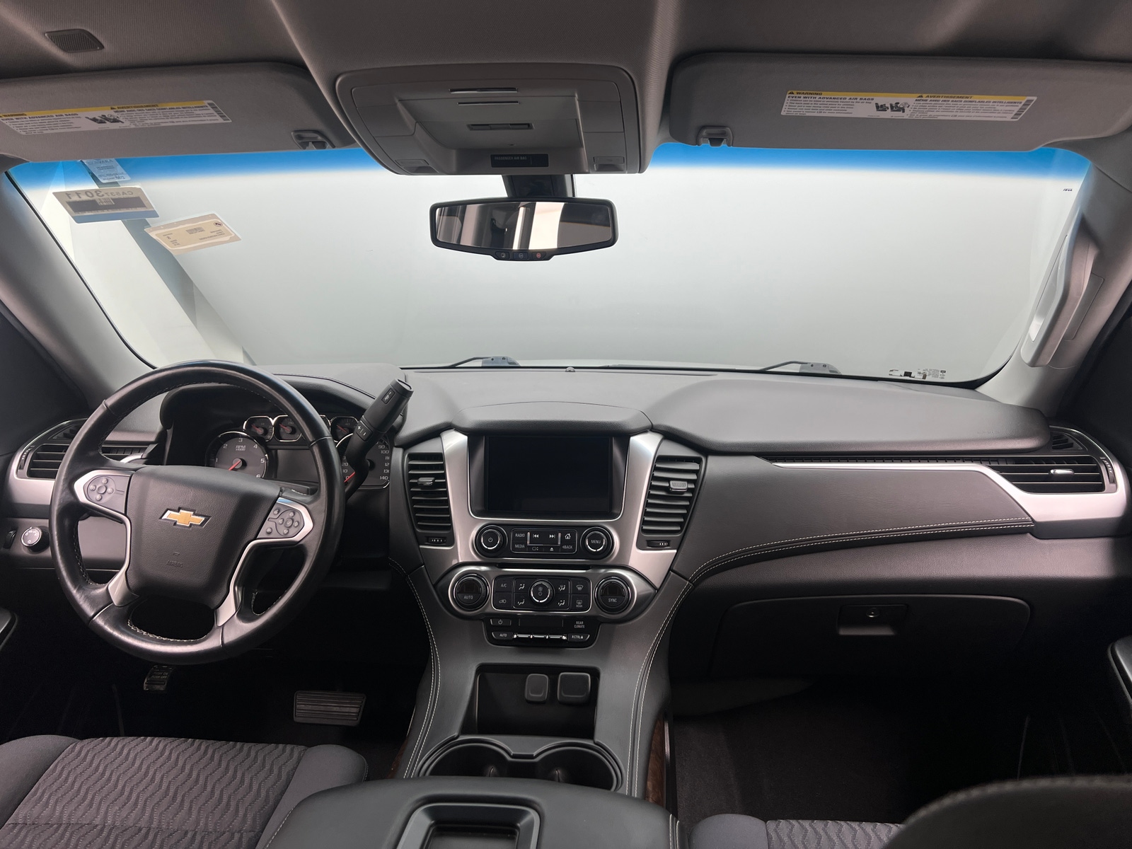 Thumbnail: 2019 Chevrolet Tahoe - 3