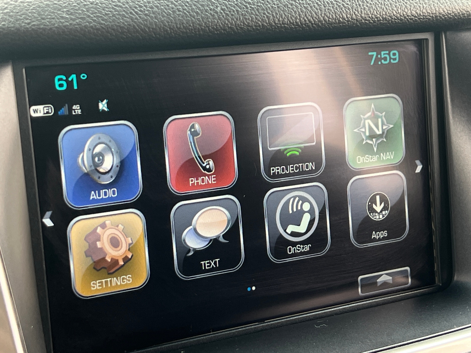 Thumbnail: 2019 Chevrolet Tahoe - 4