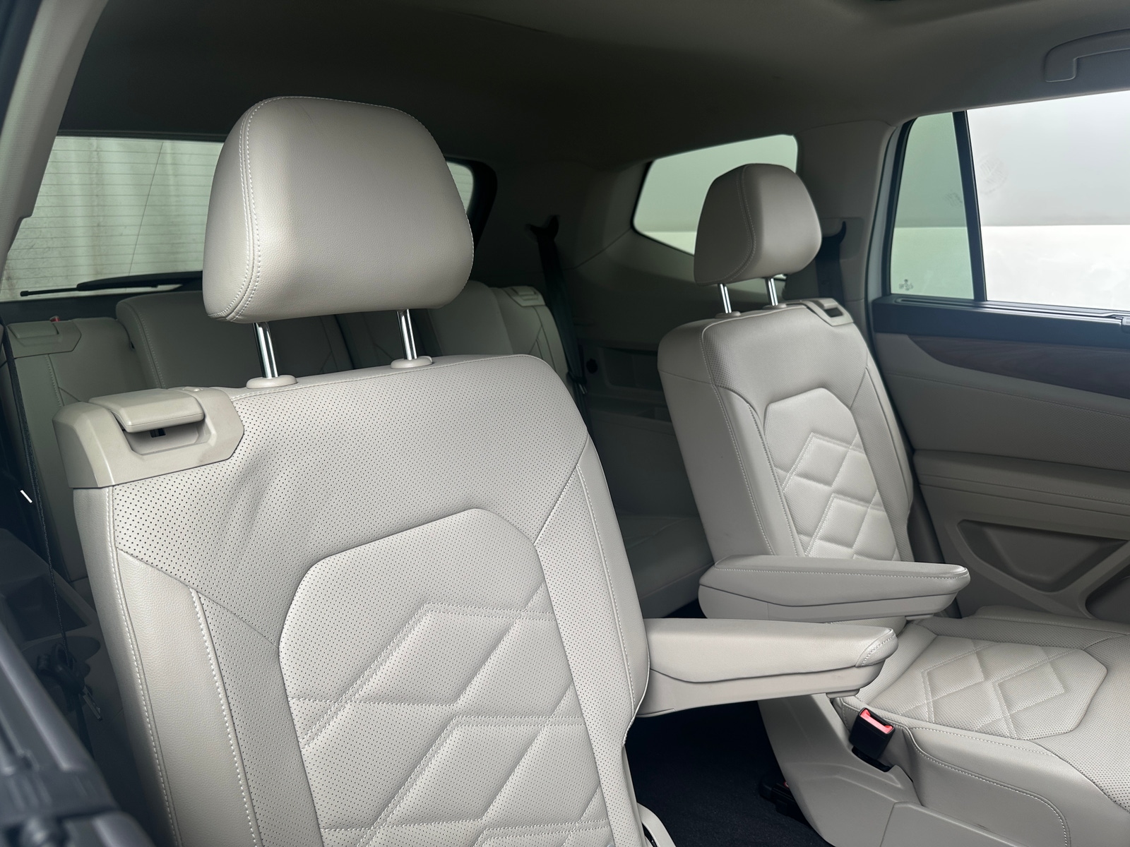 Thumbnail: 2024 Volkswagen Atlas - 5