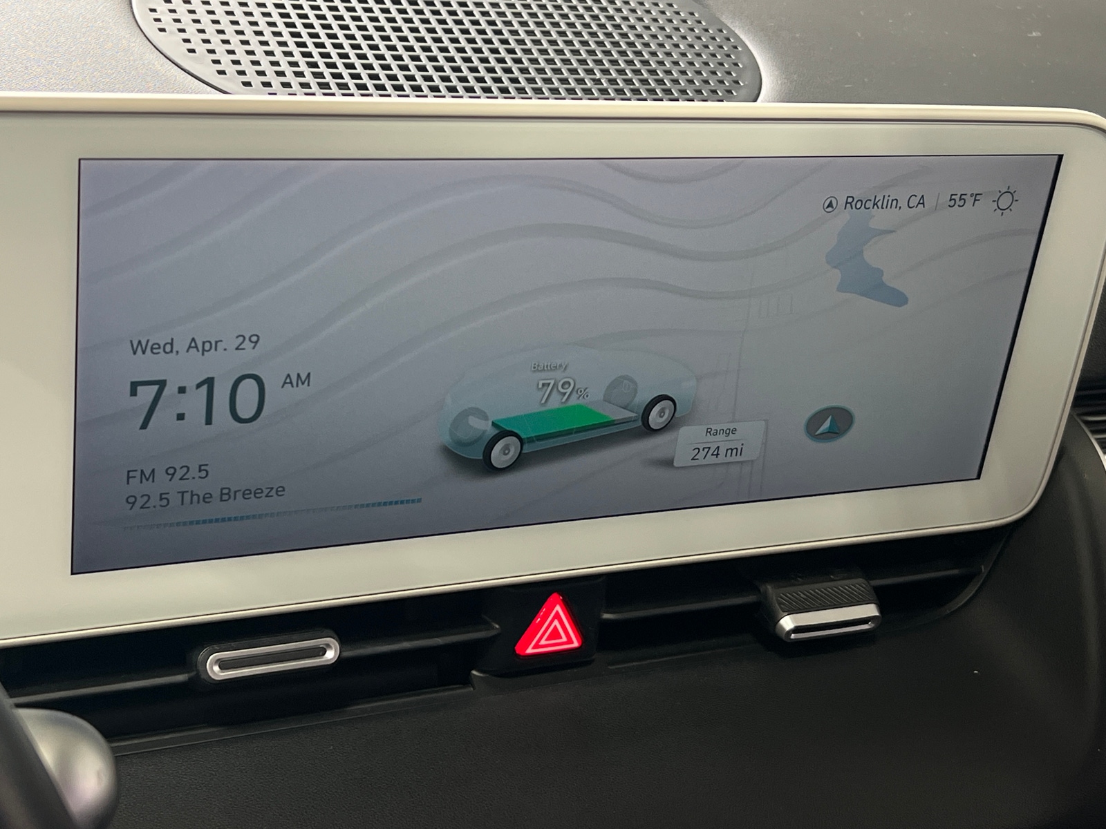 Thumbnail: 2022 Hyundai Ioniq 5 - 4