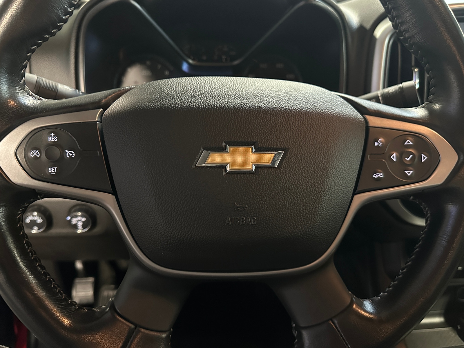 Thumbnail: 2018 Chevrolet Colorado - 4