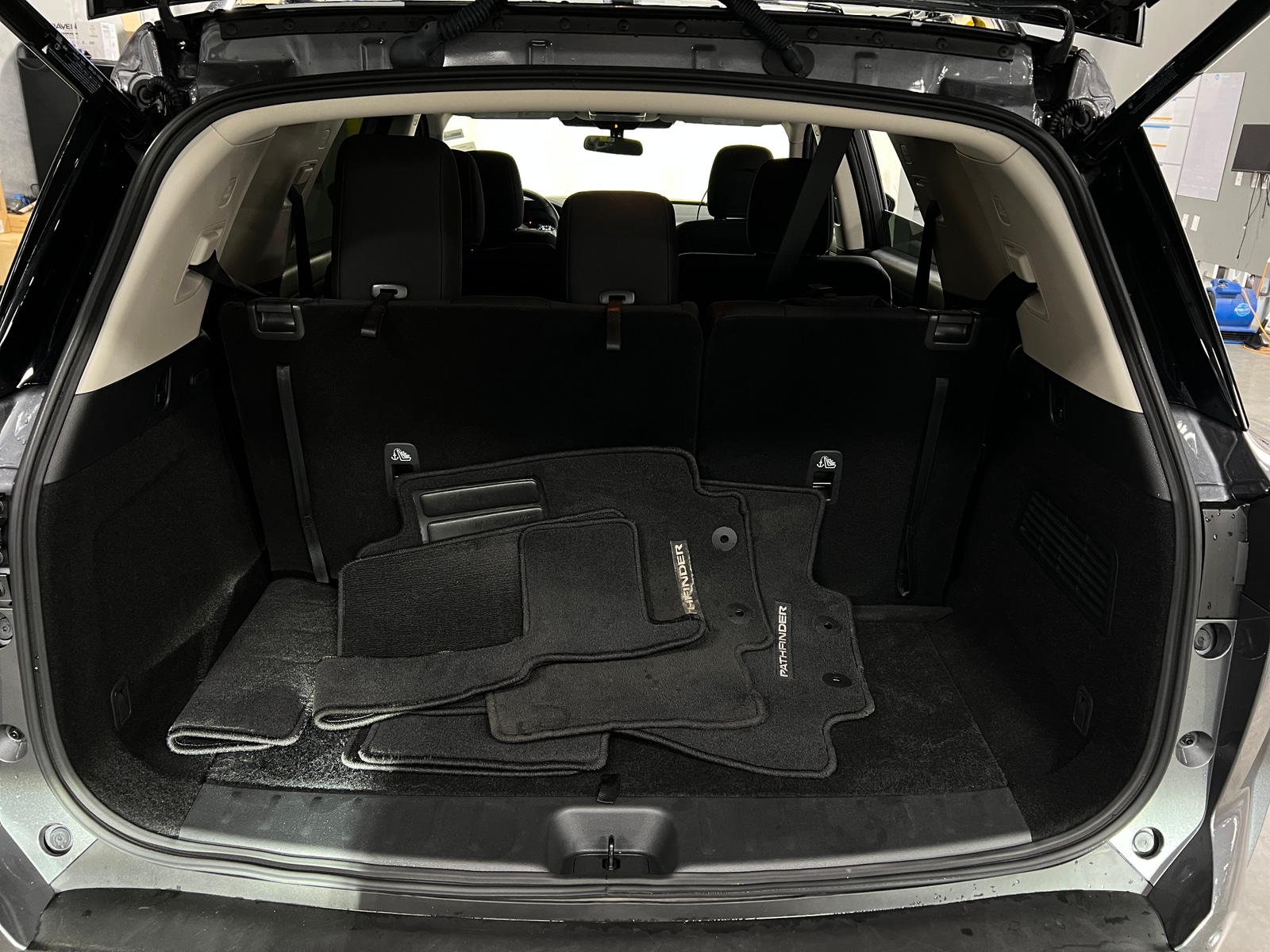 Thumbnail: 2025 Nissan Pathfinder - 7