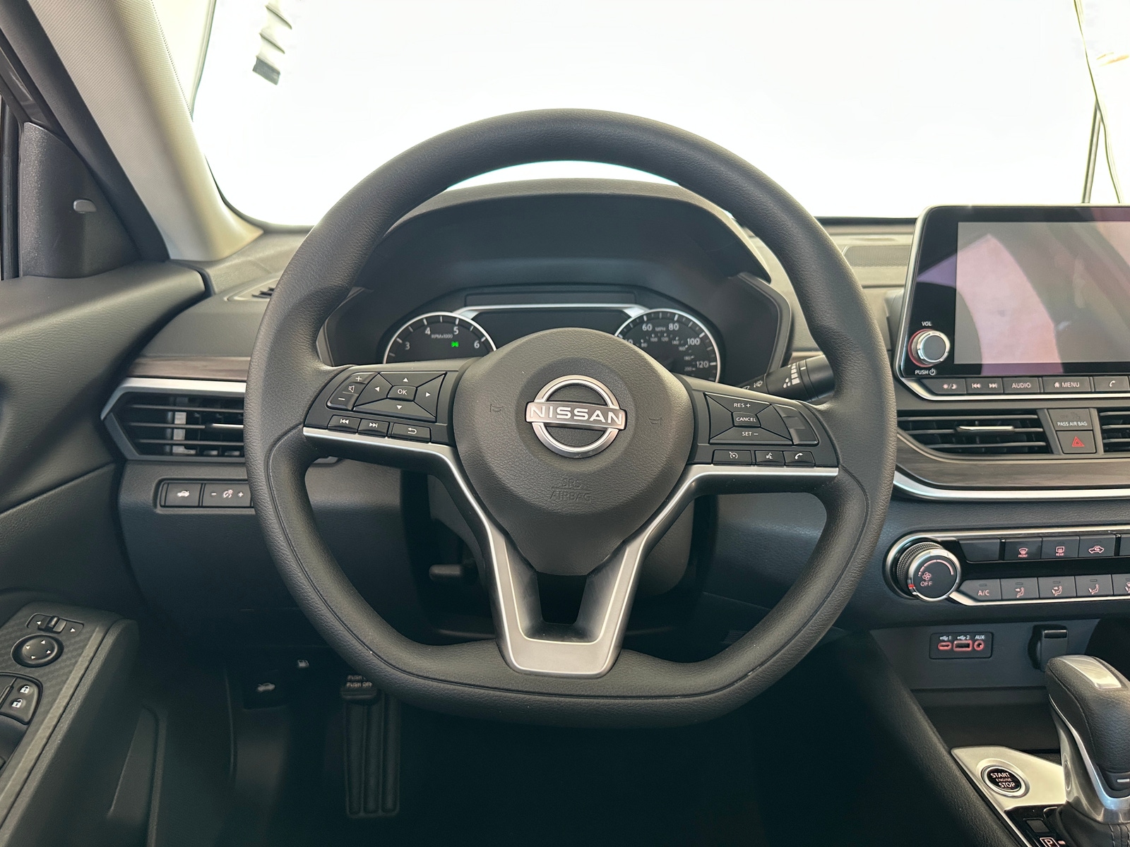 Thumbnail: 2025 Nissan Altima - 5