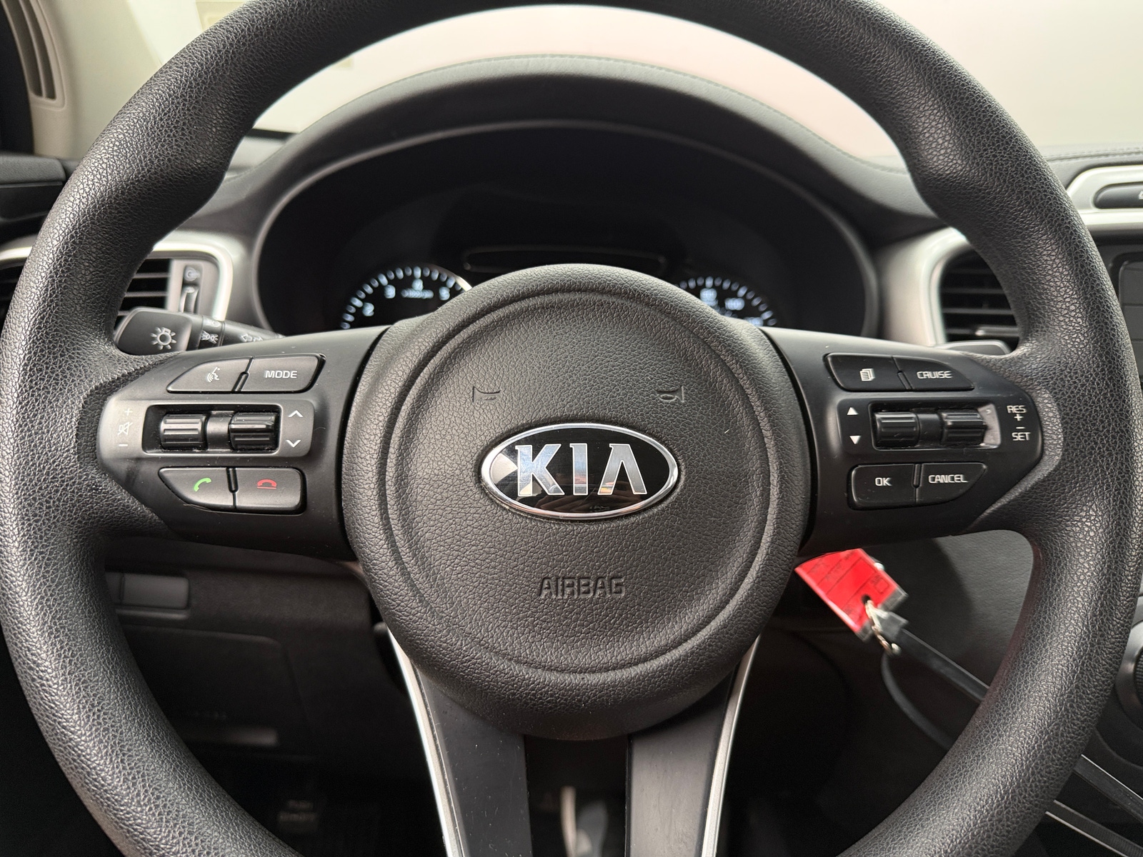 Thumbnail: 2016 Kia Sorento - 5