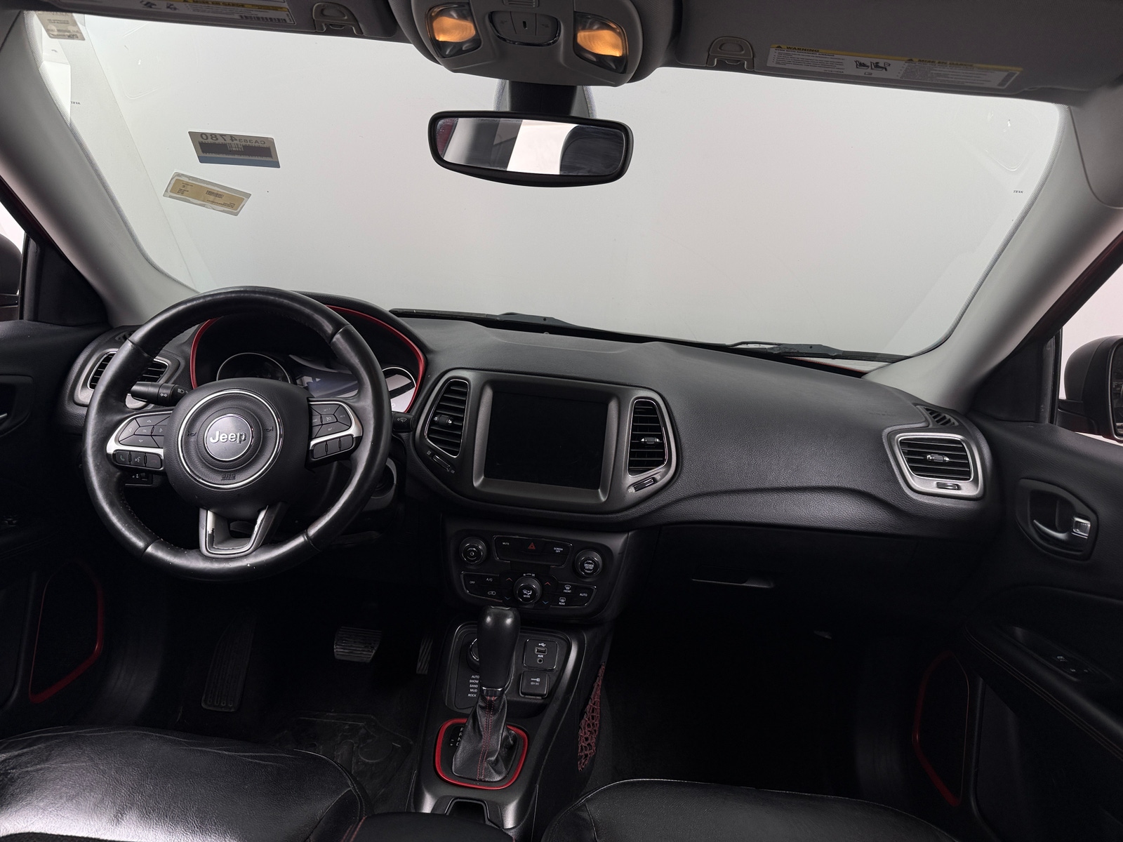 Thumbnail: 2018 Jeep Compass - 3