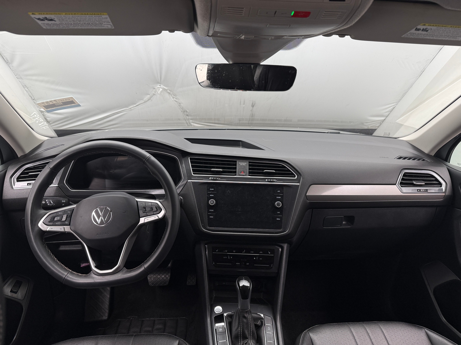 Thumbnail: 2025 Volkswagen Tiguan - 2