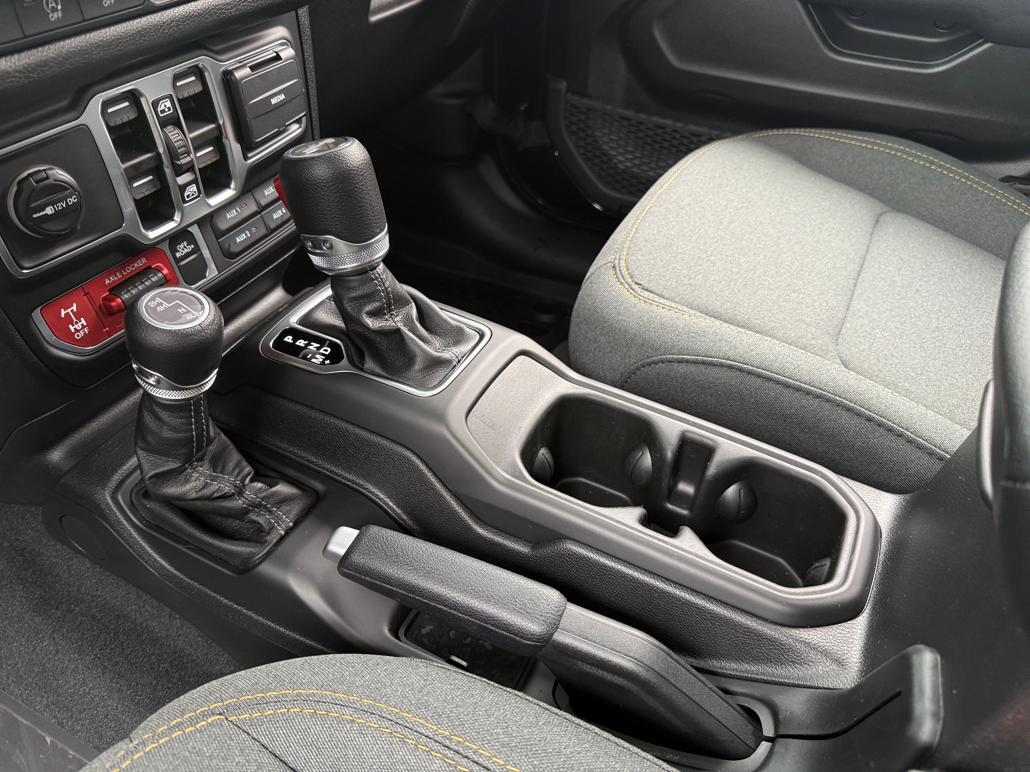 2026 Jeep Wrangler 4-Door Willys - Photo 6