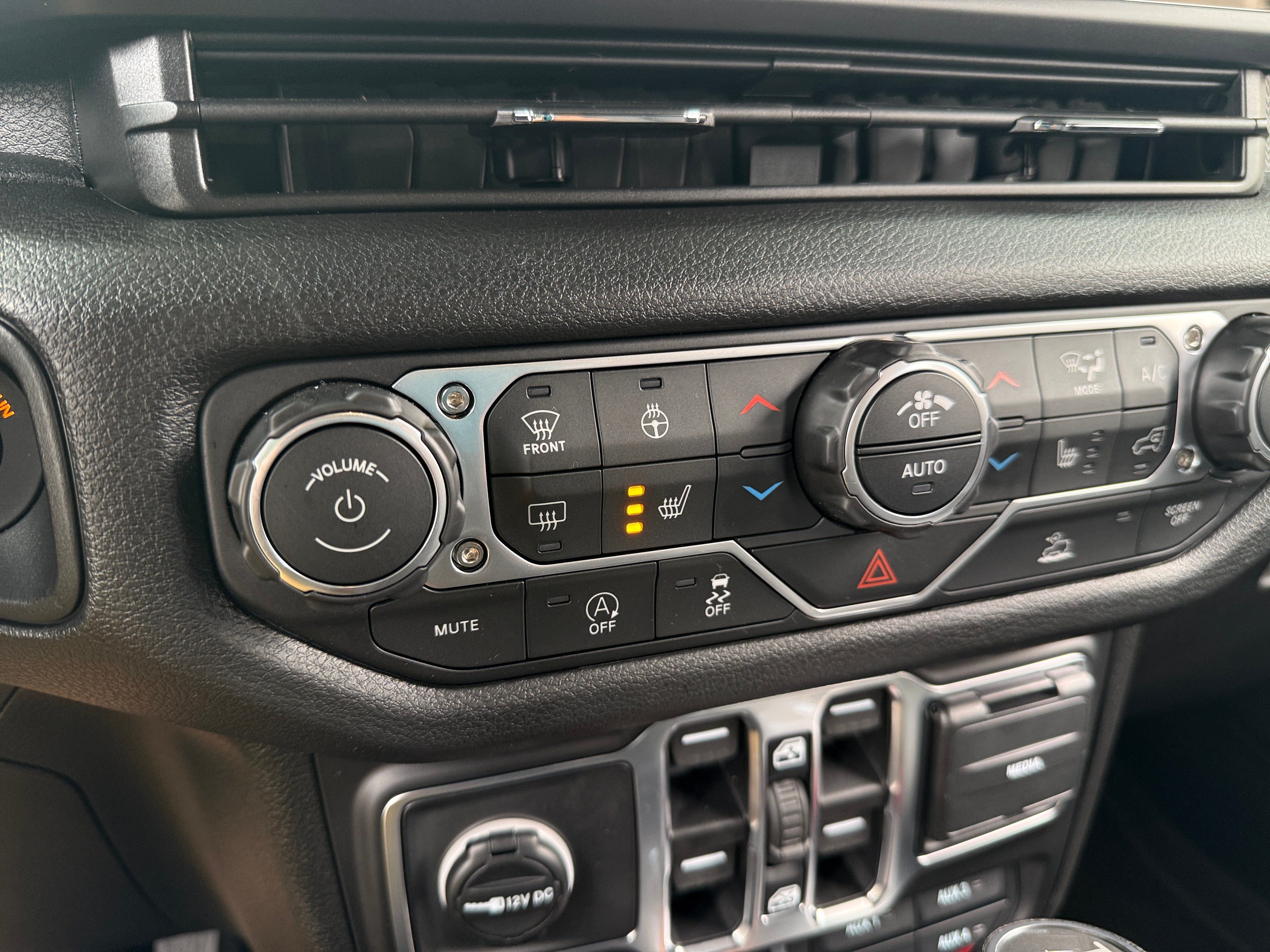 2026 Jeep Wrangler 4-Door Willys - Photo 14