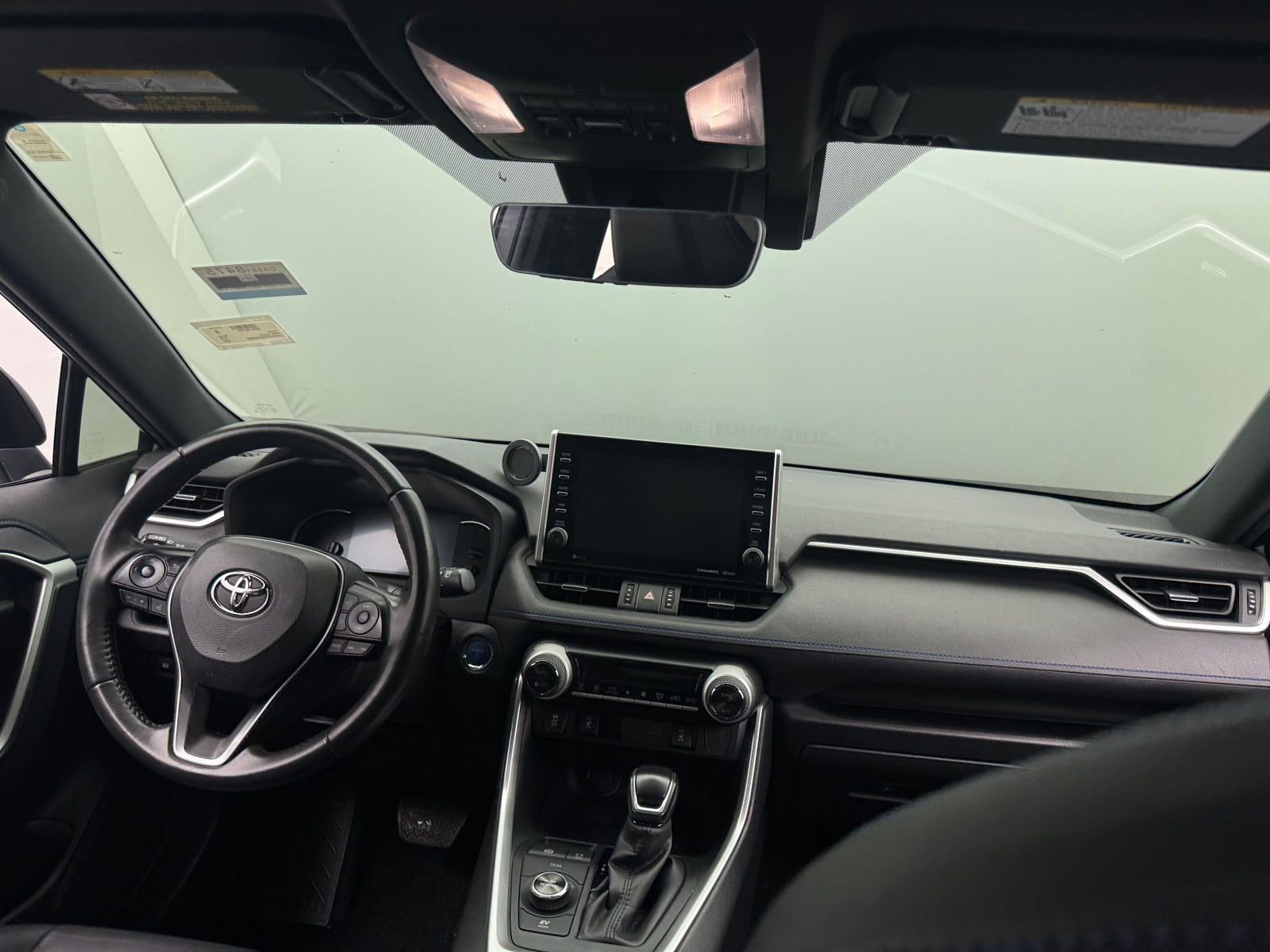 Thumbnail: 2022 Toyota RAV4 - 2