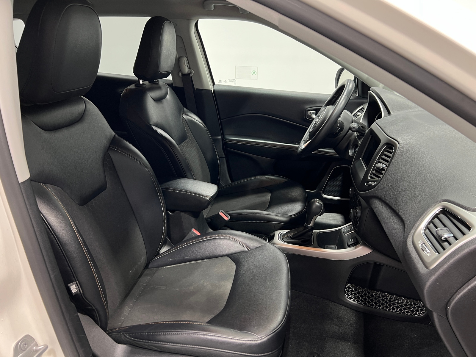 Thumbnail: 2017 Jeep Compass - 2