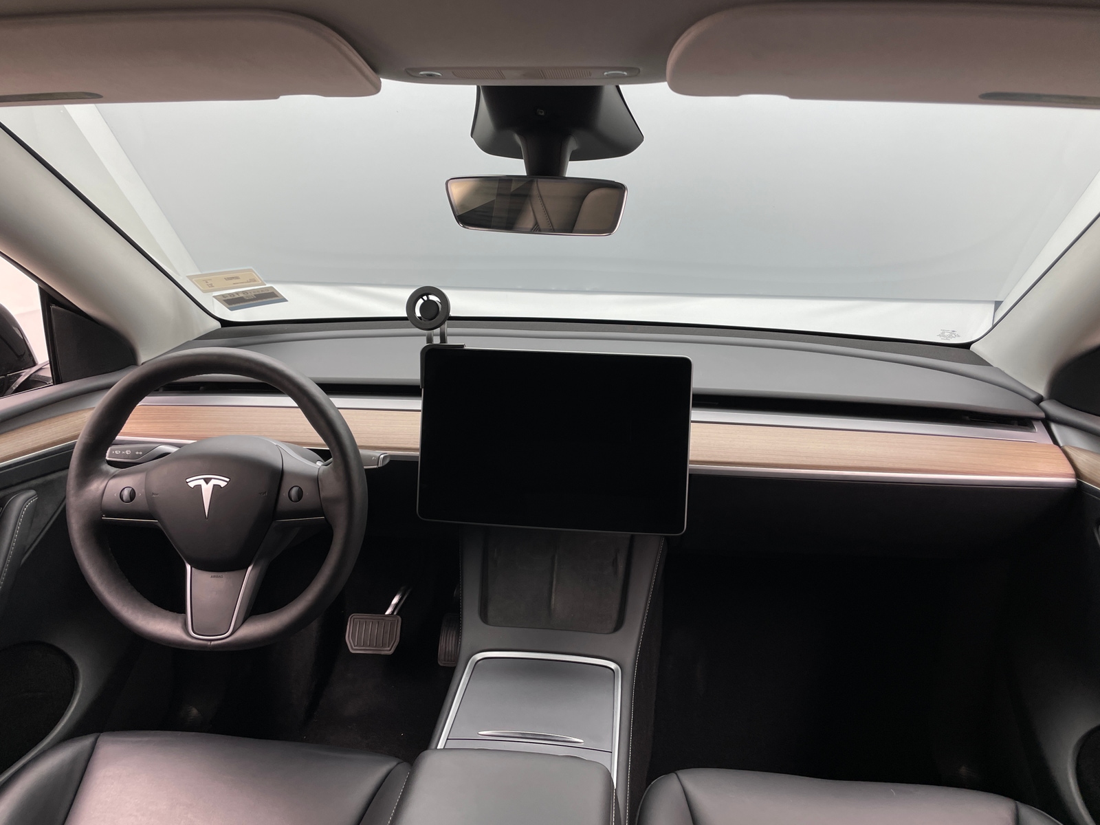 Thumbnail: 2025 Tesla Model Y - 2