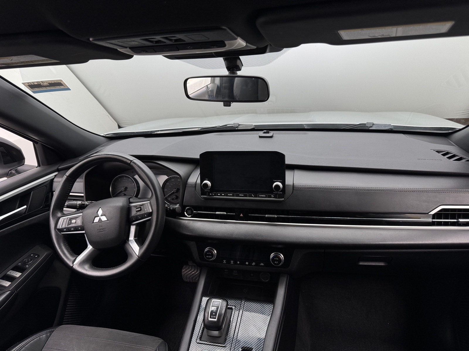 Thumbnail: 2022 Mitsubishi Outlander - 2