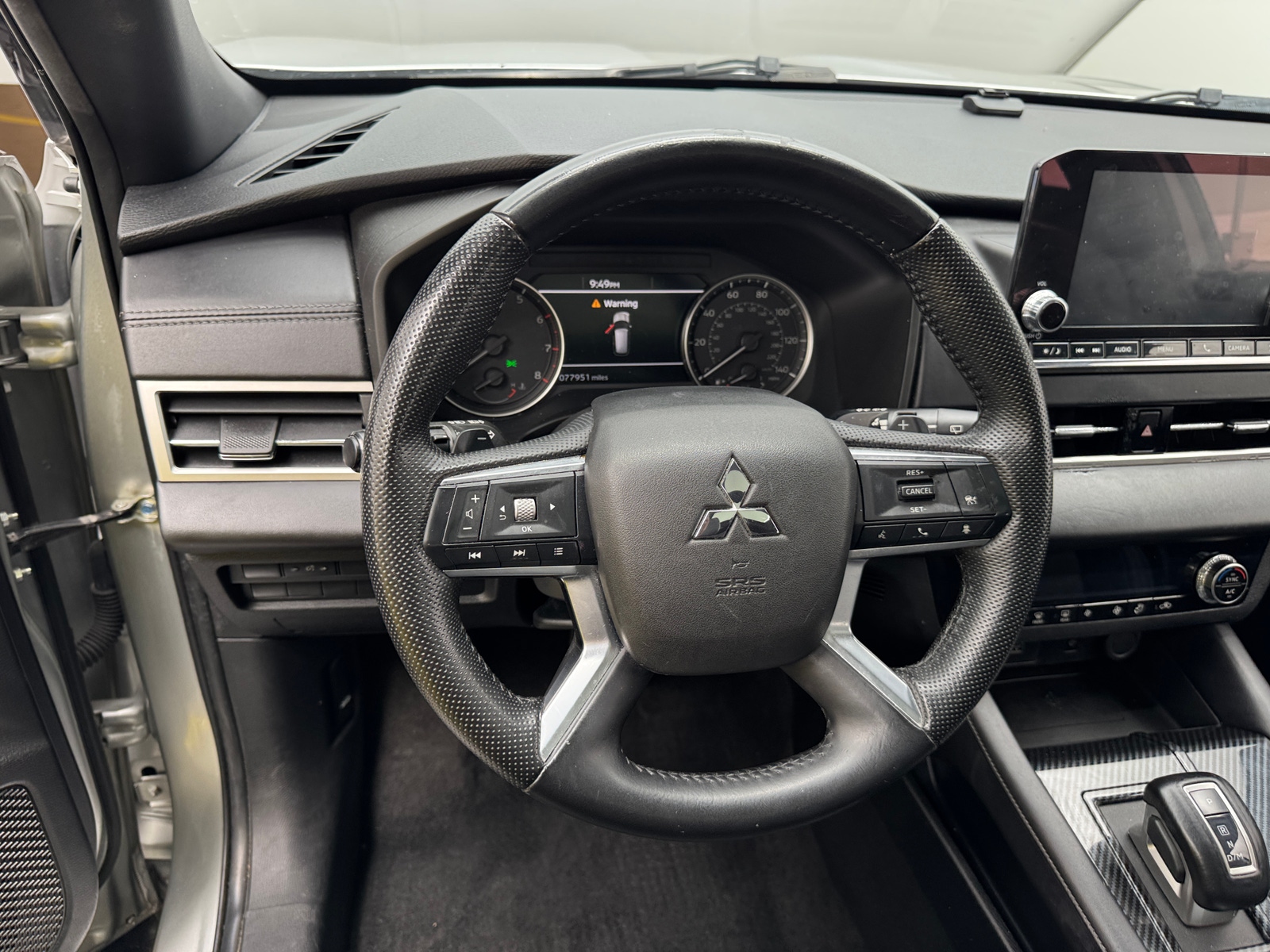 Thumbnail: 2022 Mitsubishi Outlander - 4