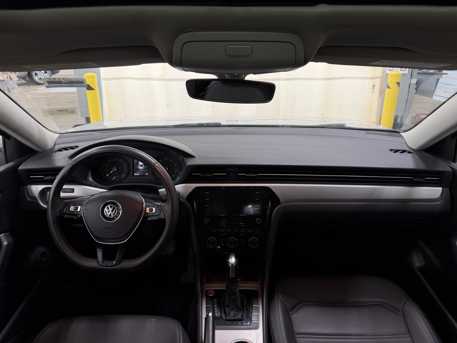 Thumbnail: 2021 Volkswagen Passat - 2