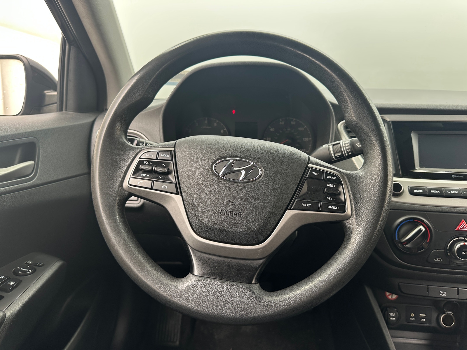 Thumbnail: 2020 Hyundai Accent - 5