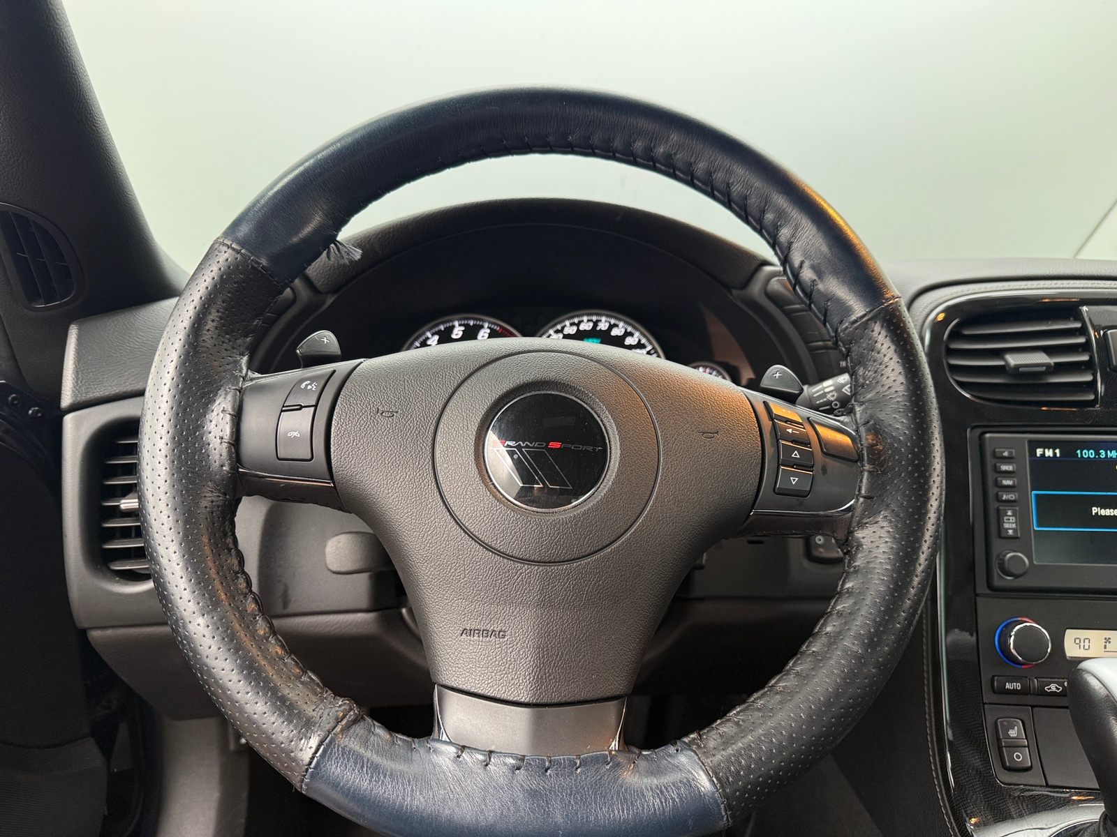 Thumbnail: 2013 Chevrolet Corvette - 3