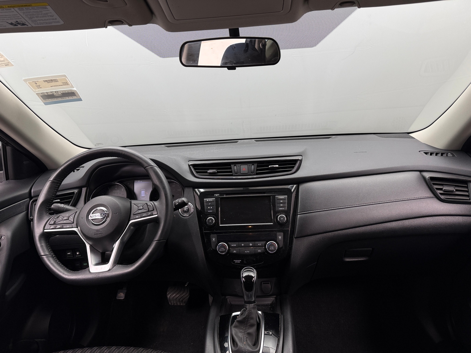 Thumbnail: 2018 Nissan Rogue - 3