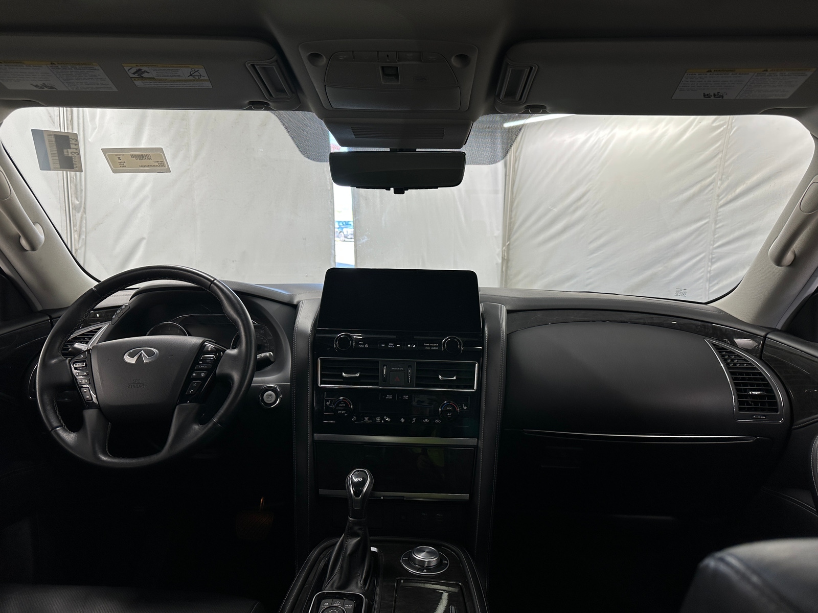 Thumbnail: 2024 INFINITI QX80 - 2