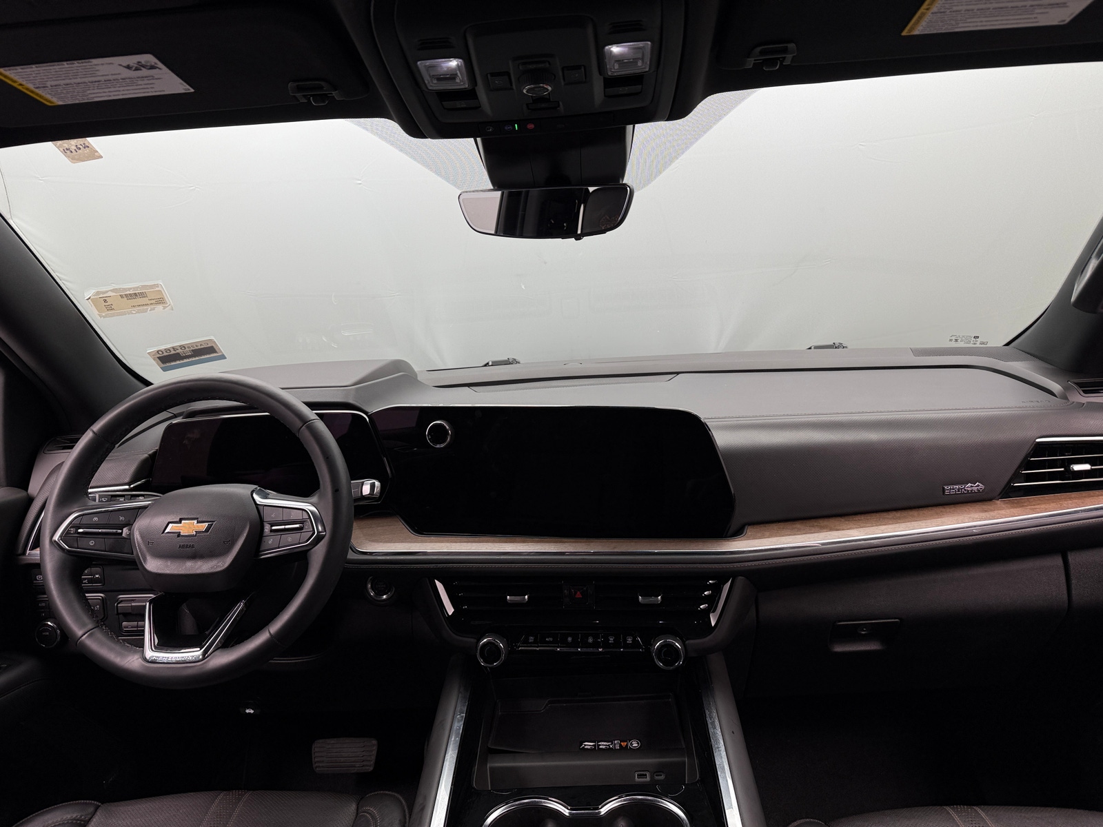 Thumbnail: 2025 Chevrolet Tahoe - 2