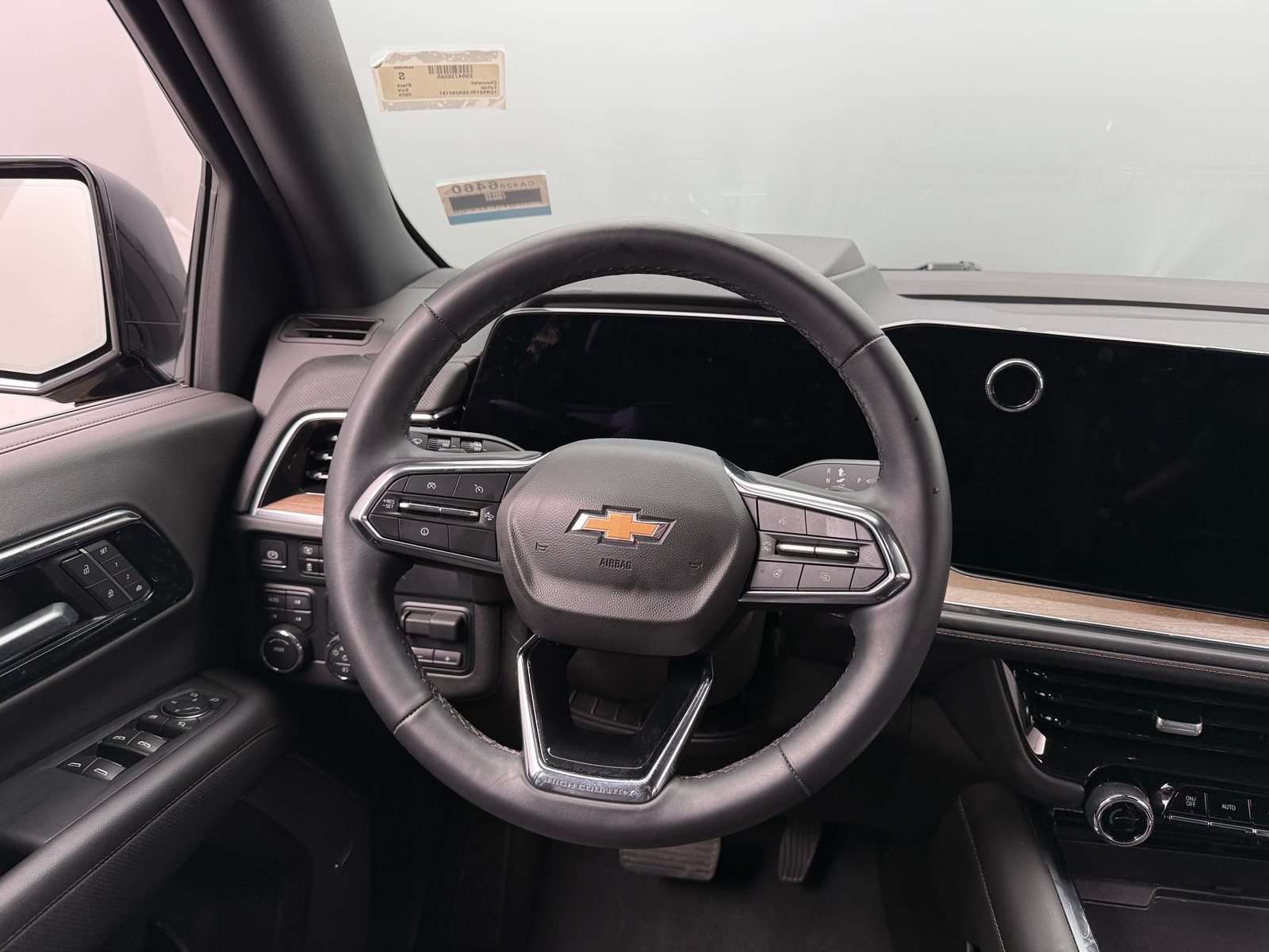 Thumbnail: 2025 Chevrolet Tahoe - 4