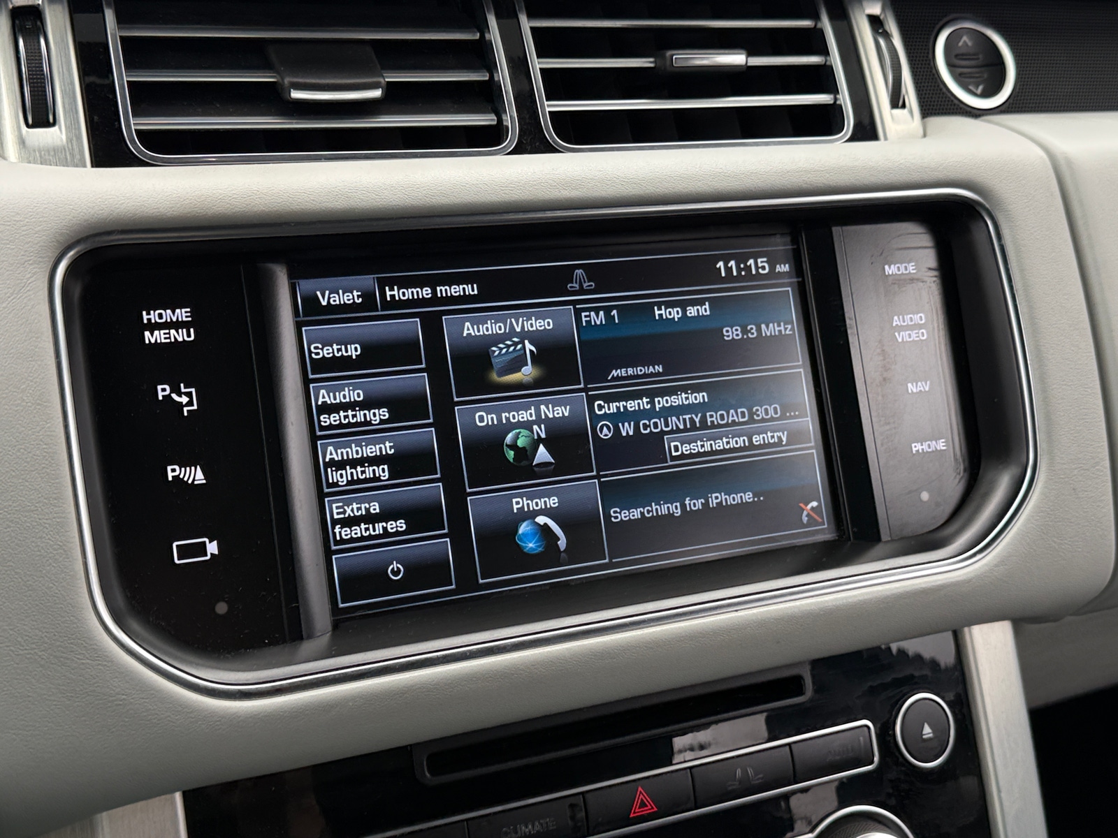 Thumbnail: 2014 Land Rover Range Rover - 3