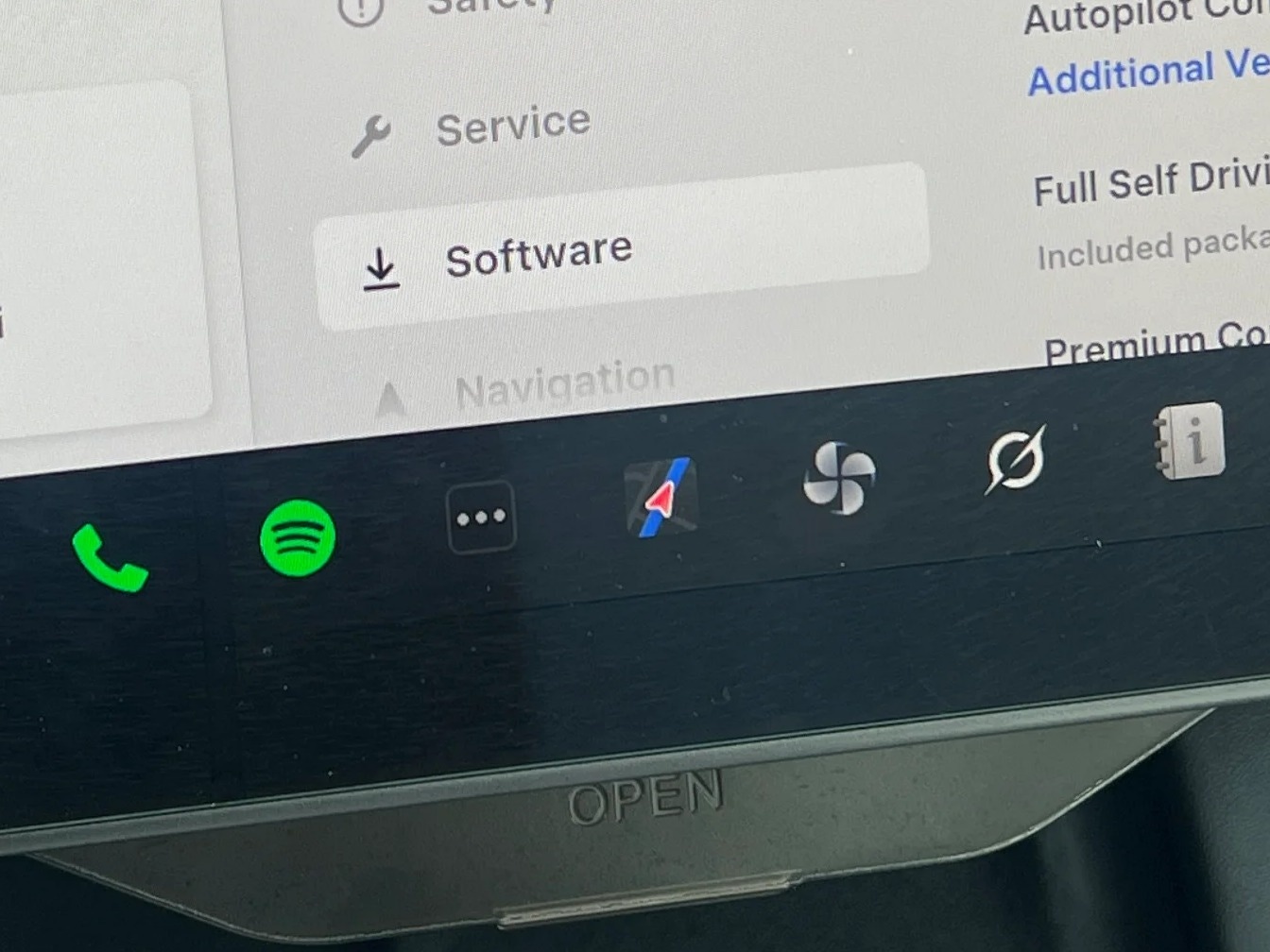 Thumbnail: 2023 Tesla Model Y - 3