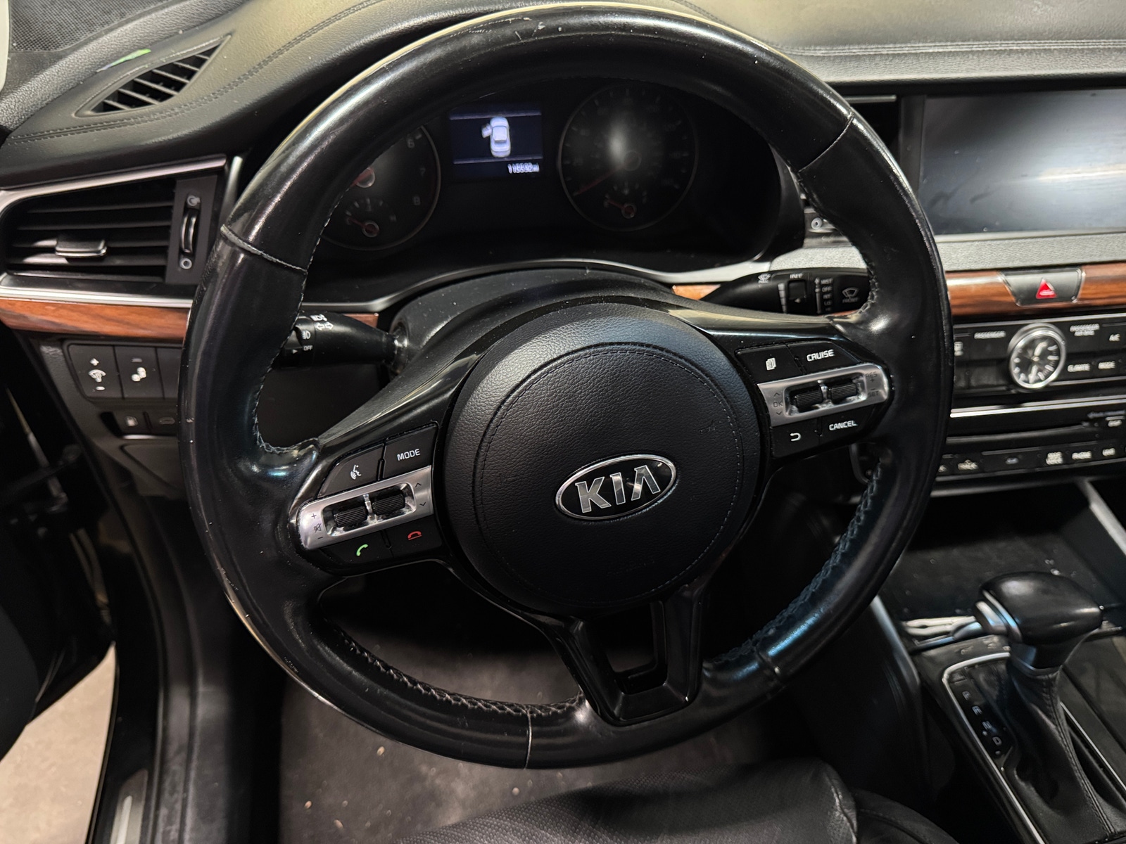 Thumbnail: 2017 Kia Cadenza - 4