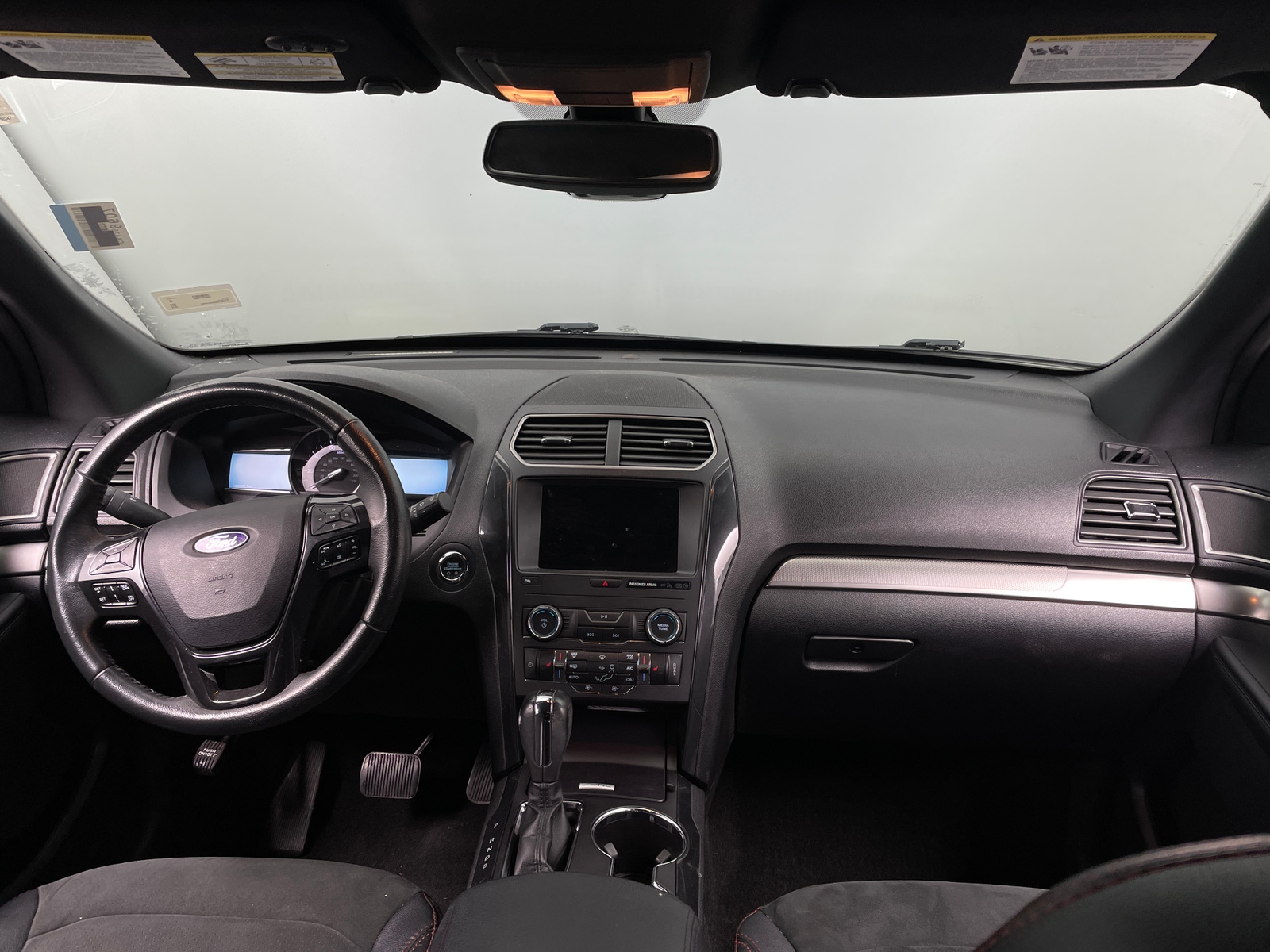 Thumbnail: 2019 Ford Explorer - 3