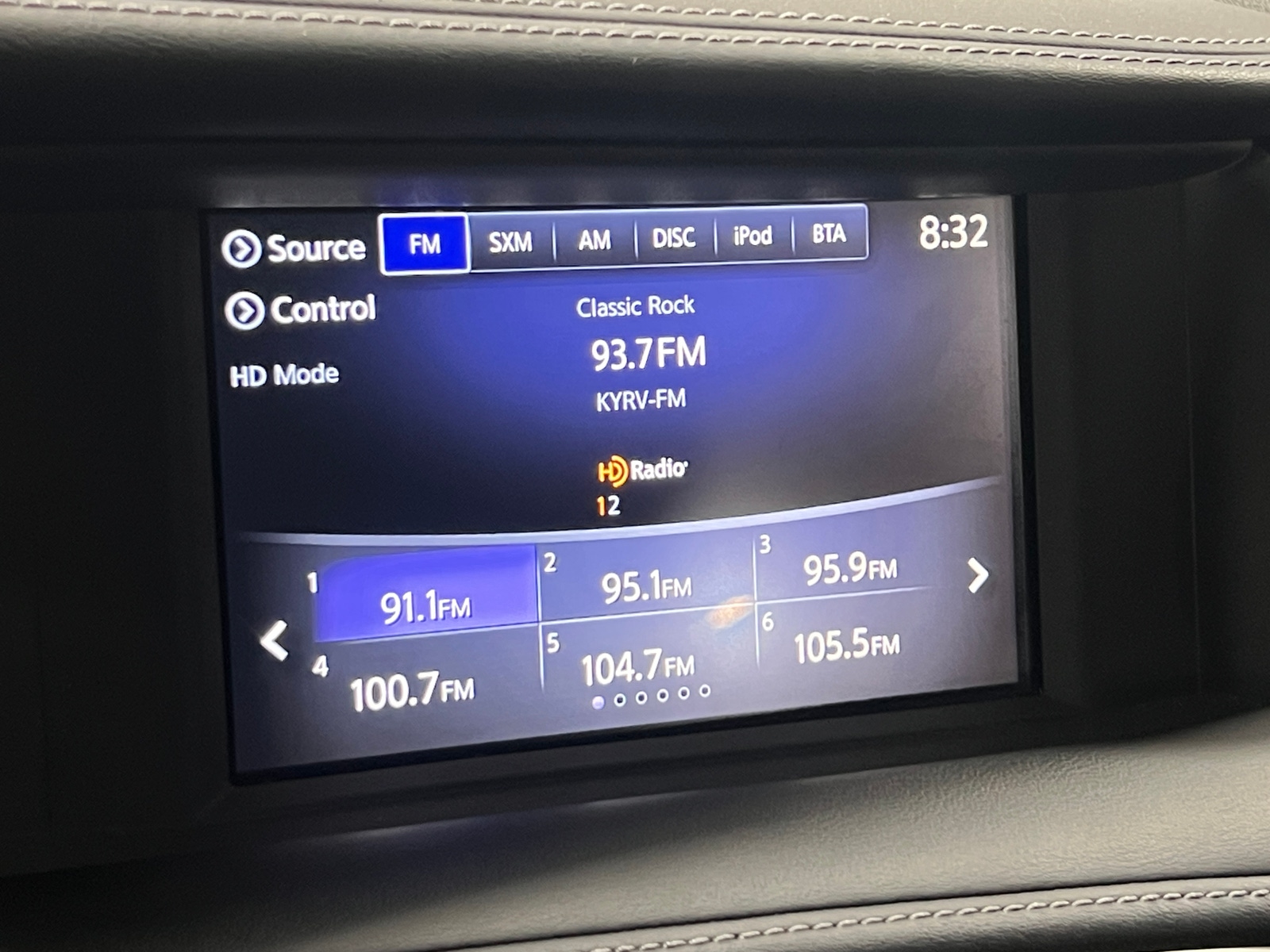Thumbnail: 2018 INFINITI QX30 - 3