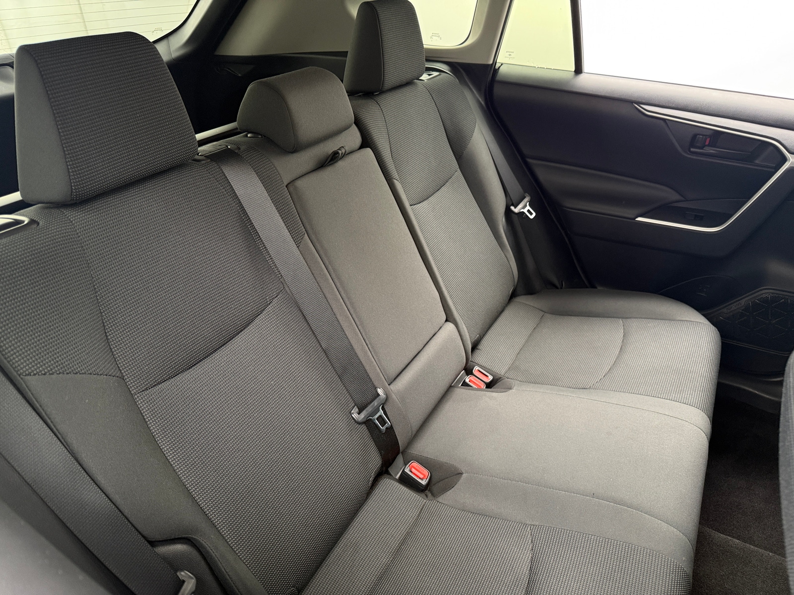 Thumbnail: 2019 Toyota RAV4 - 6