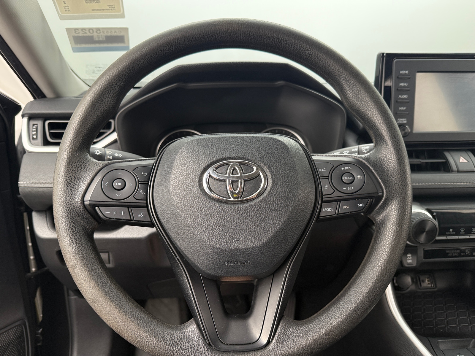 Thumbnail: 2019 Toyota RAV4 - 5