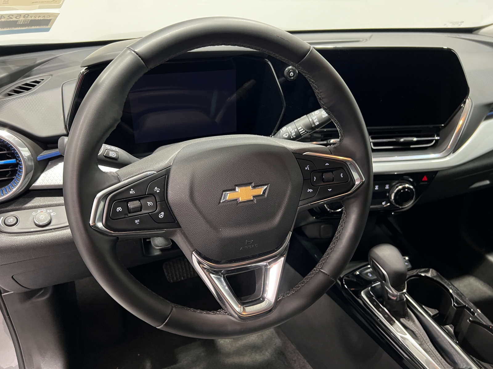 Thumbnail: 2025 Chevrolet Trax - 5