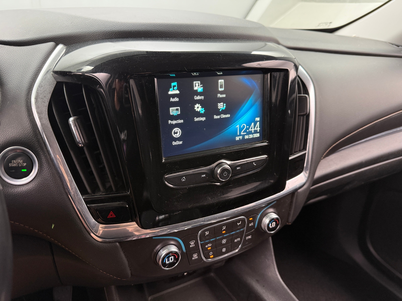 Thumbnail: 2018 Chevrolet Traverse - 4