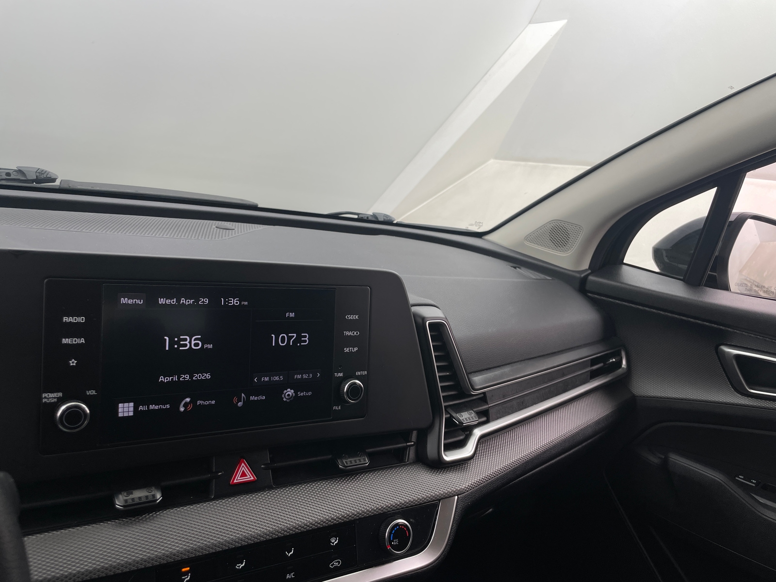 Thumbnail: 2025 Kia Sportage - 4