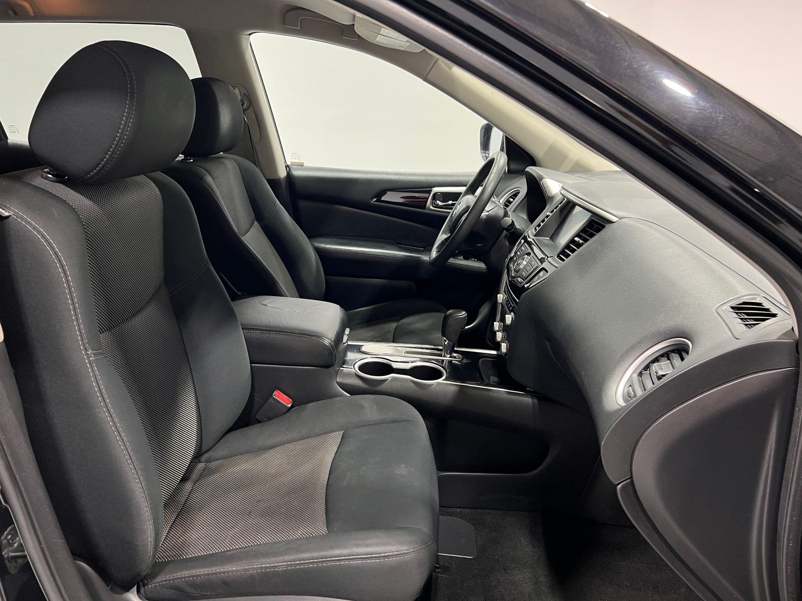 Thumbnail: 2018 Nissan Pathfinder - 2