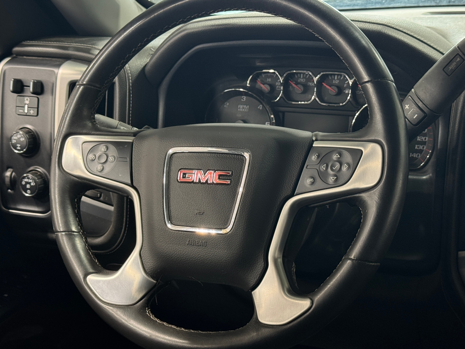 Thumbnail: 2016 GMC Sierra 1500 - 5
