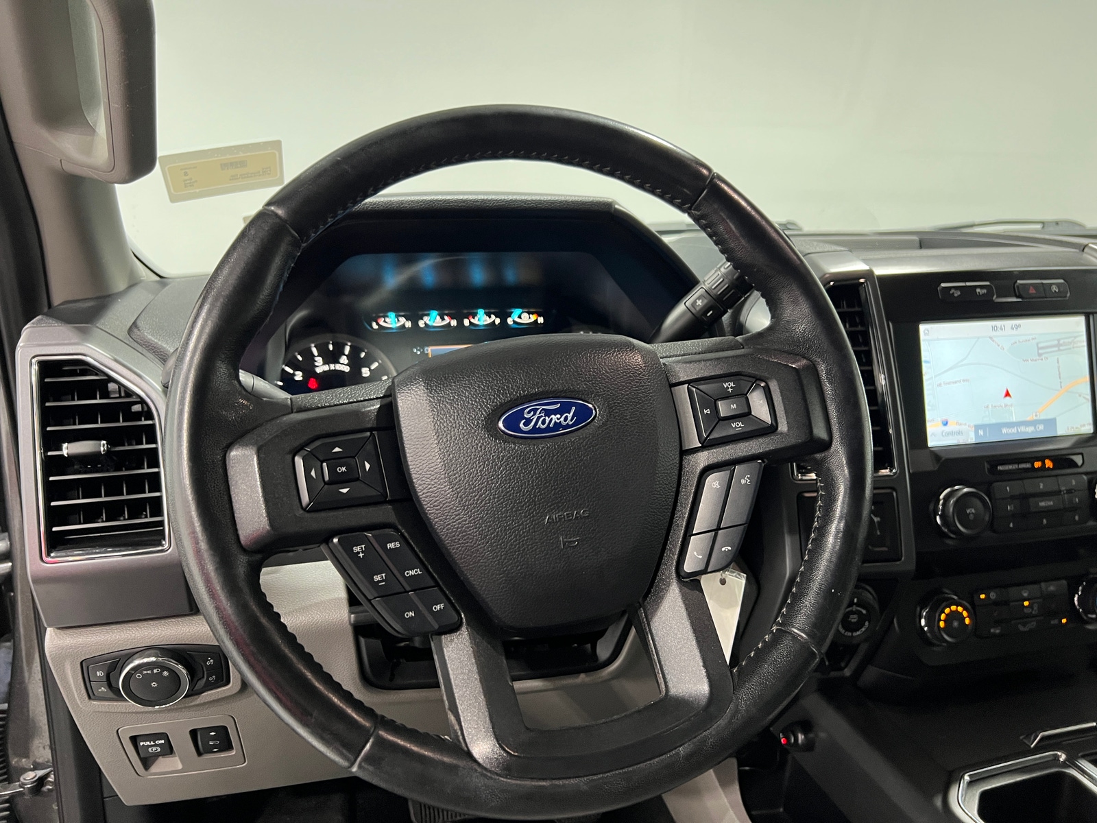 Thumbnail: 2019 Ford Econoline - 5