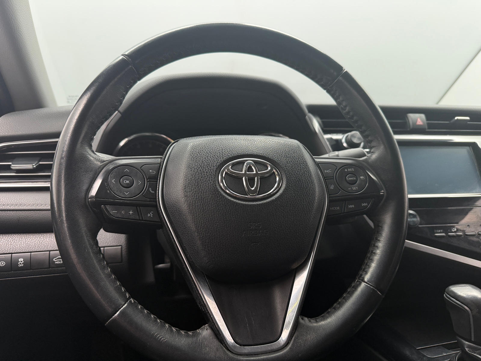 Thumbnail: 2019 Toyota Camry - 4