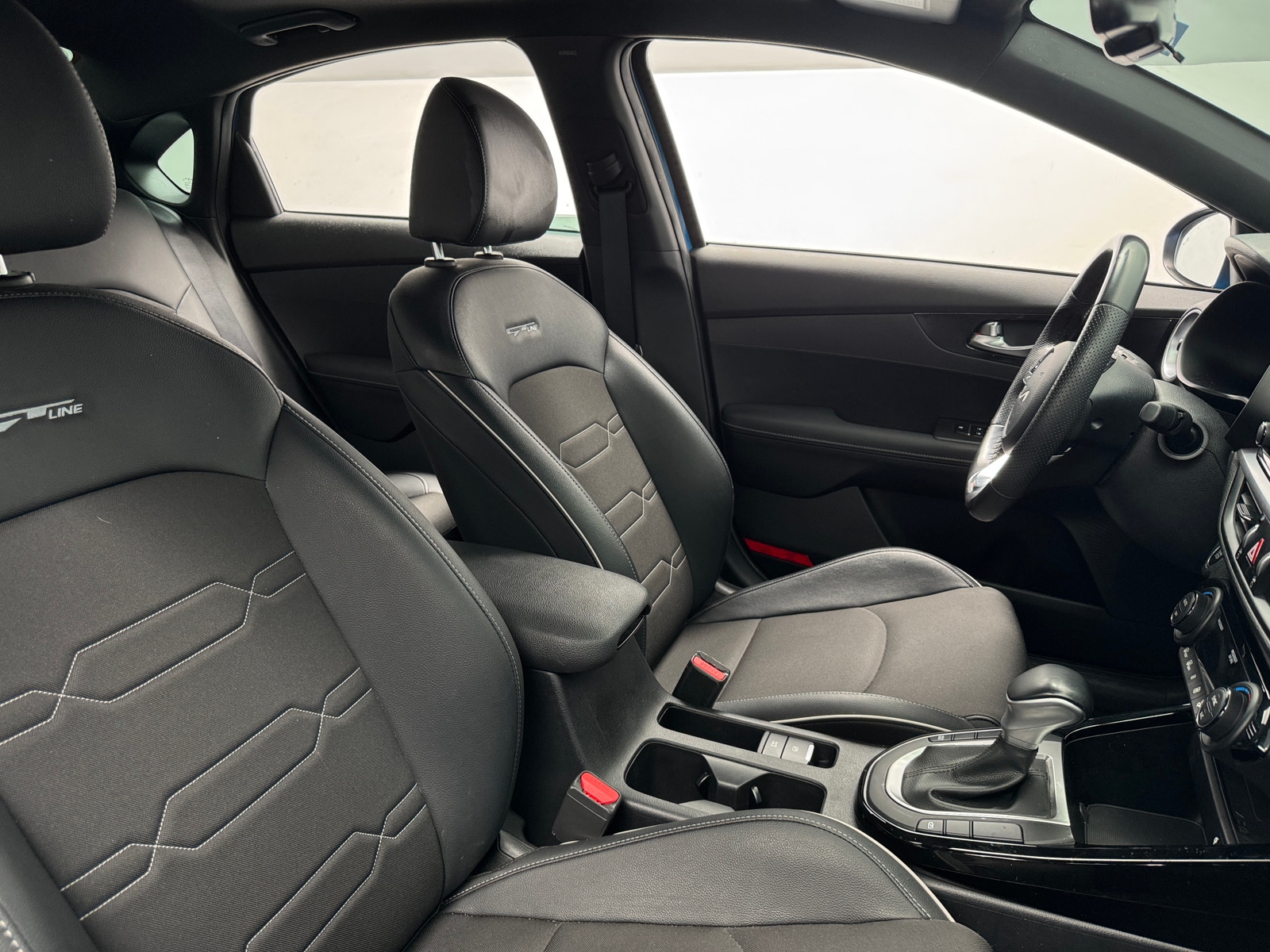 Thumbnail: 2022 Kia Forte - 2