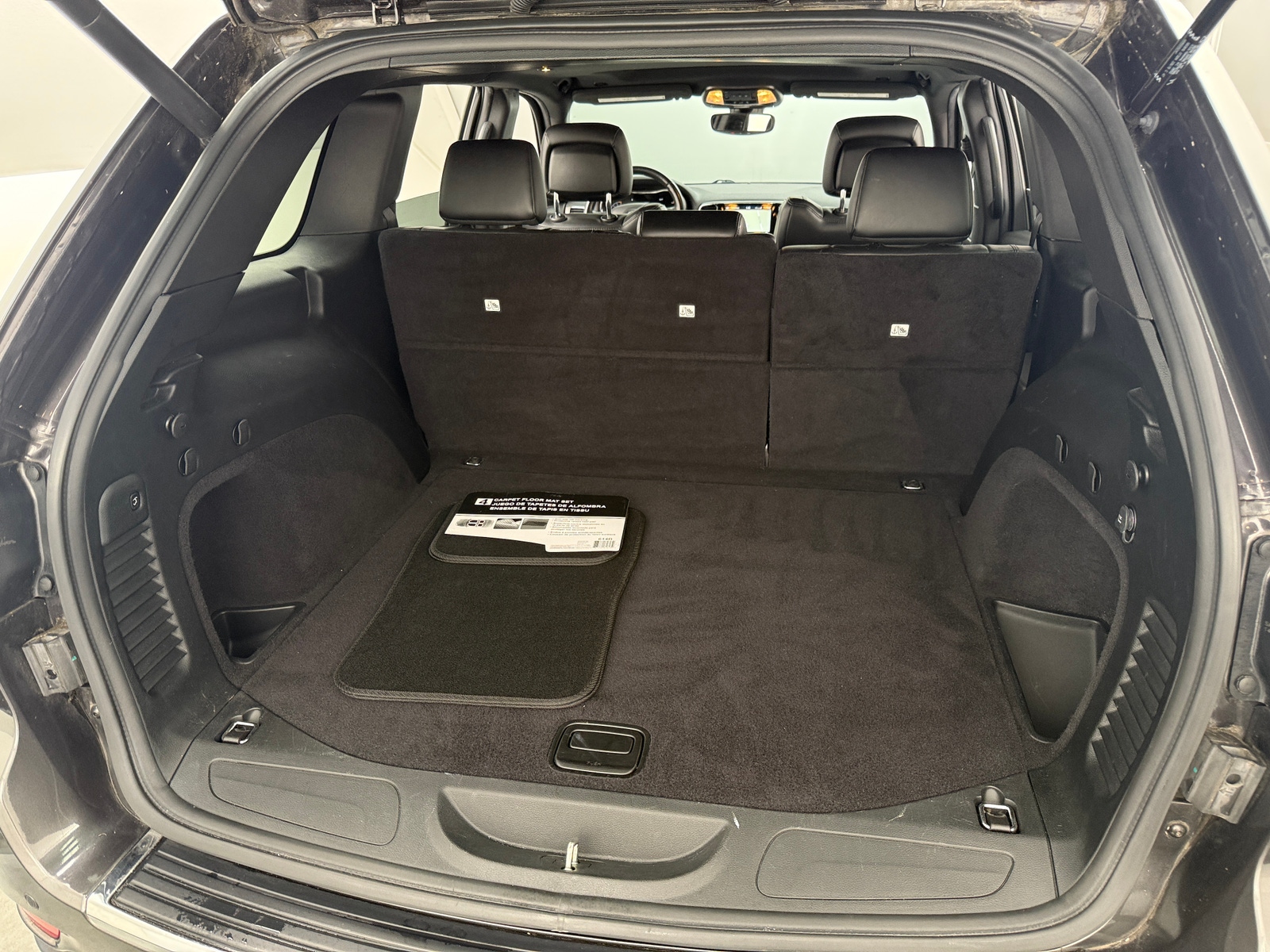 Thumbnail: 2020 Jeep Grand Cherokee - 6