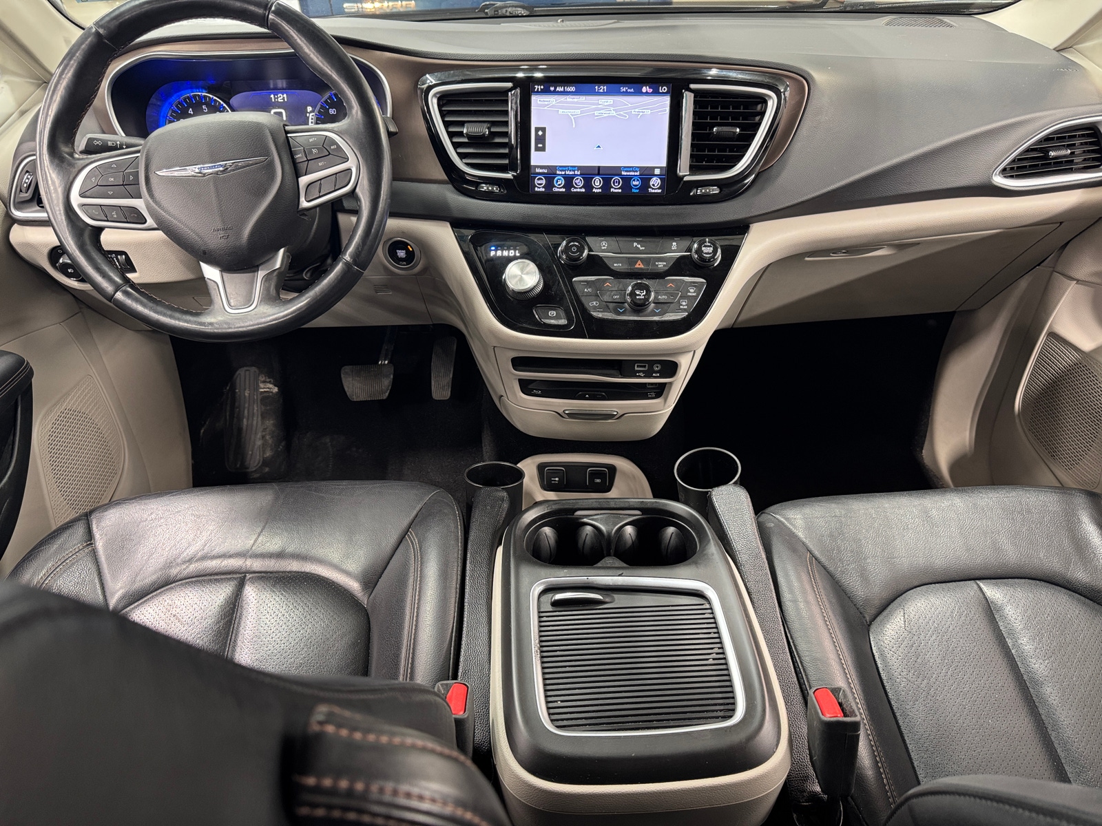 Thumbnail: 2018 Chrysler Pacifica - 2