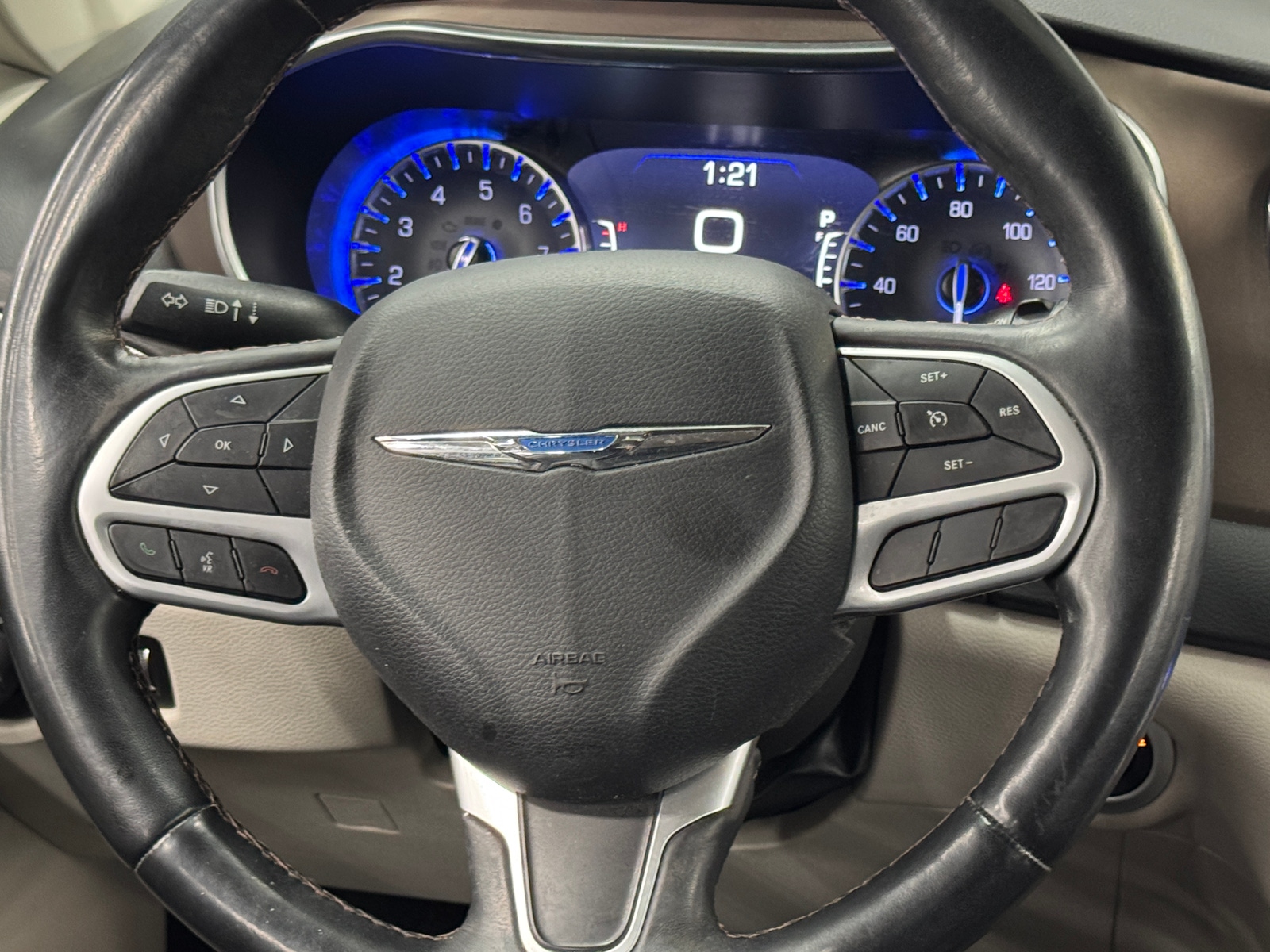 Thumbnail: 2018 Chrysler Pacifica - 4