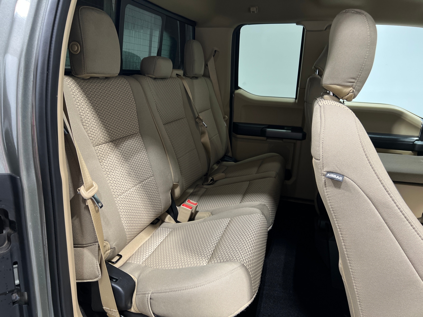 Thumbnail: 2019 Ford Econoline - 6