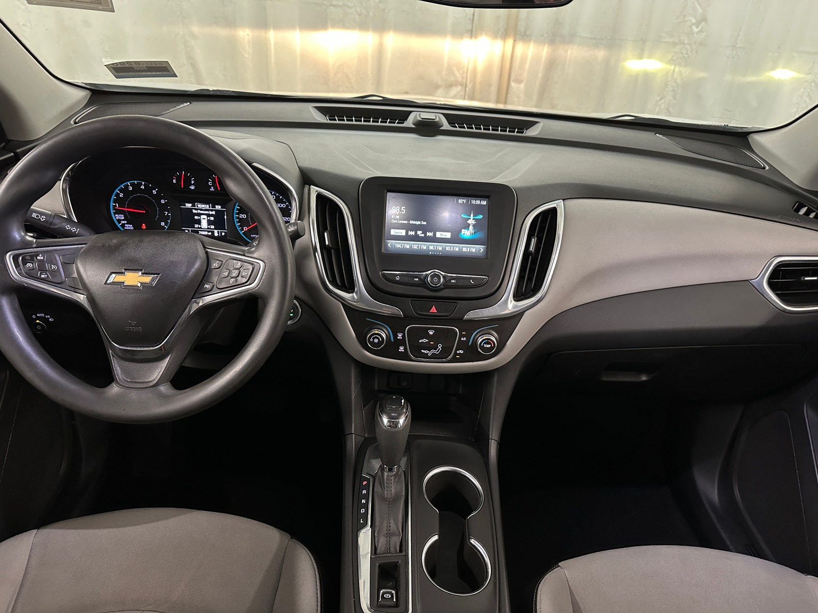 Thumbnail: 2018 Chevrolet Equinox - 3