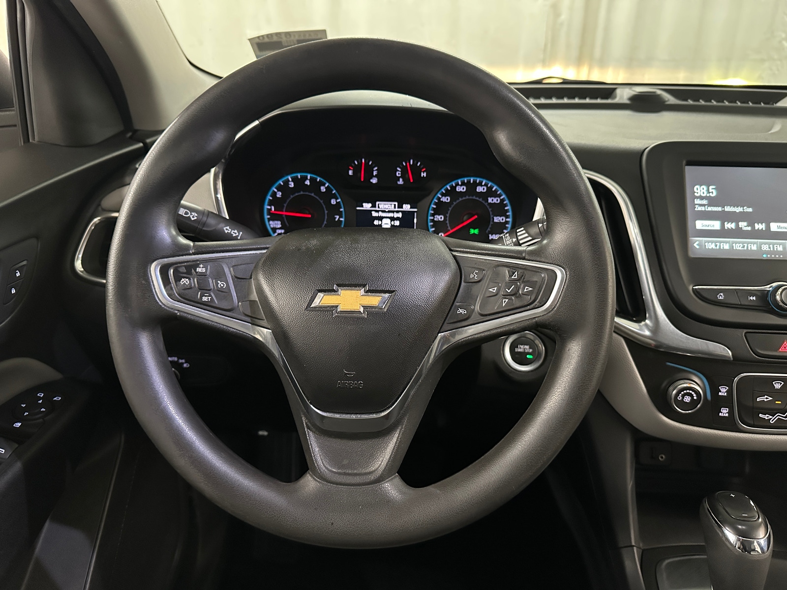Thumbnail: 2018 Chevrolet Equinox - 5
