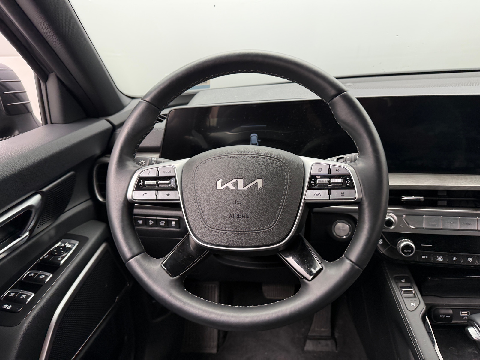 Thumbnail: 2025 Kia Telluride - 4