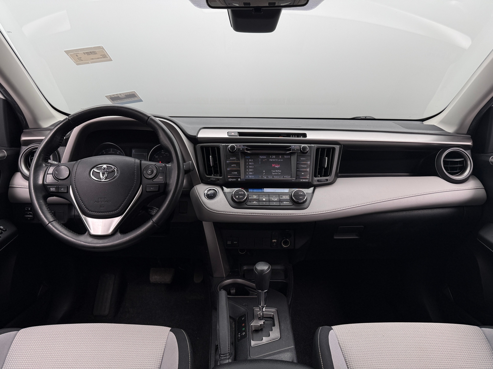 Thumbnail: 2017 Toyota RAV4 - 3